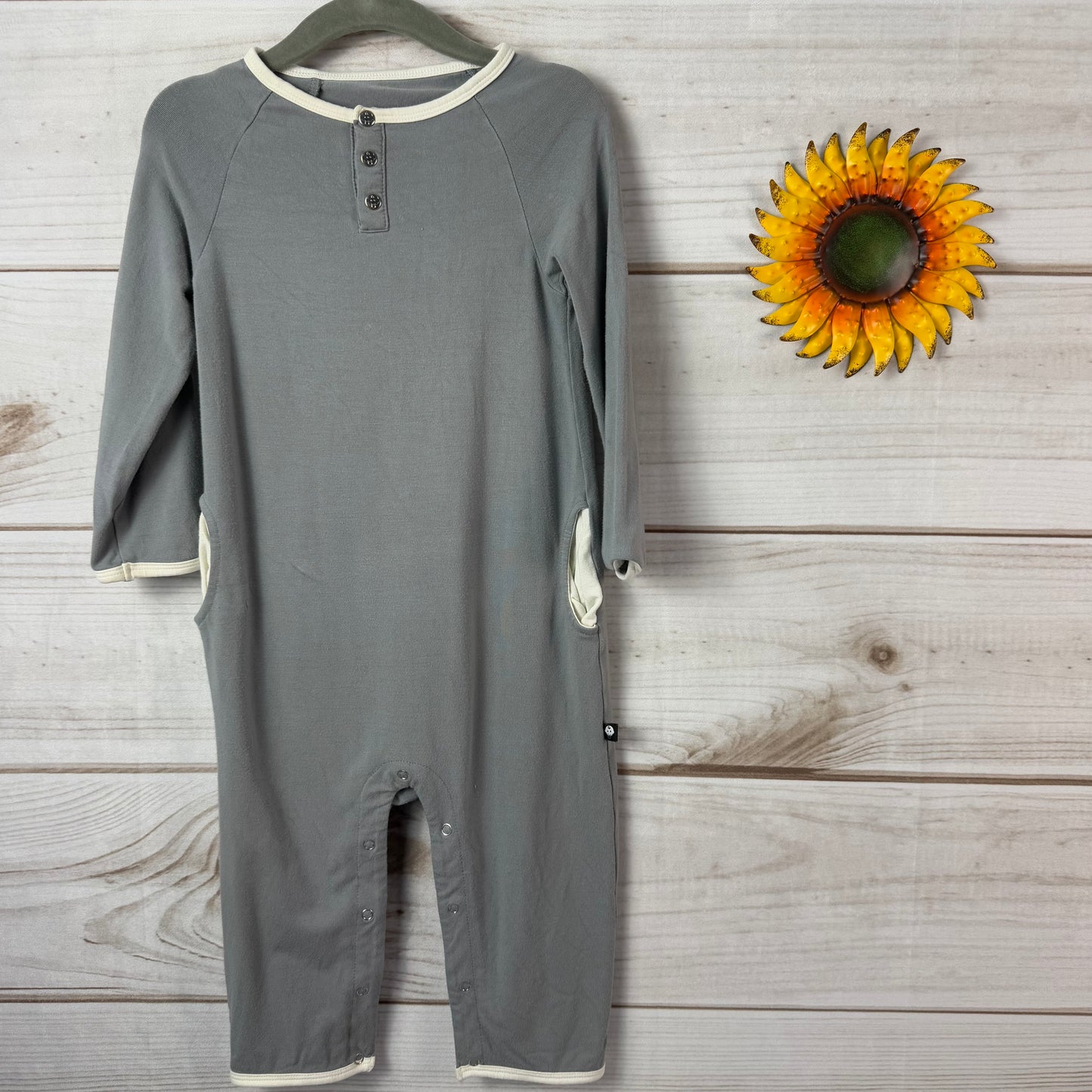 sweet bamboo romper 18-24M