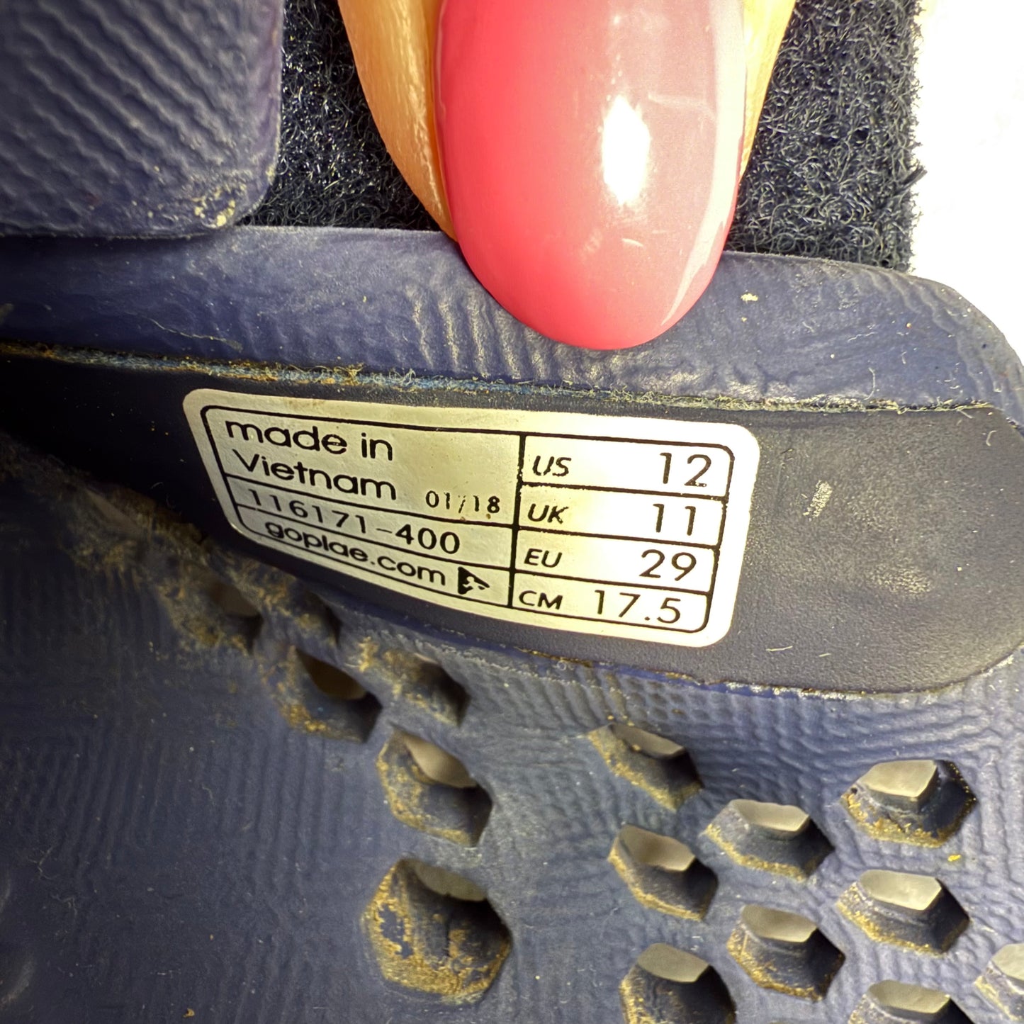 plae mimo water shoes 12C