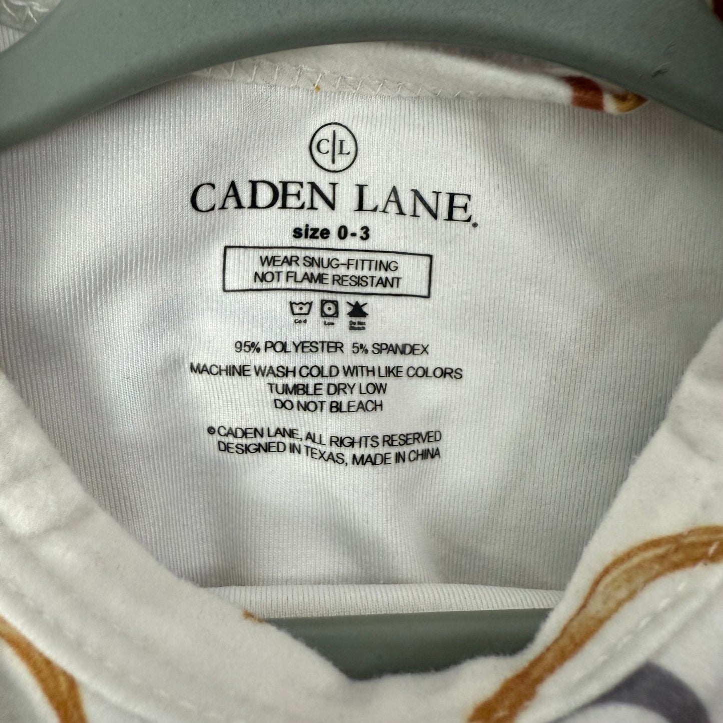 caden lane infant knotted gown 0-3M