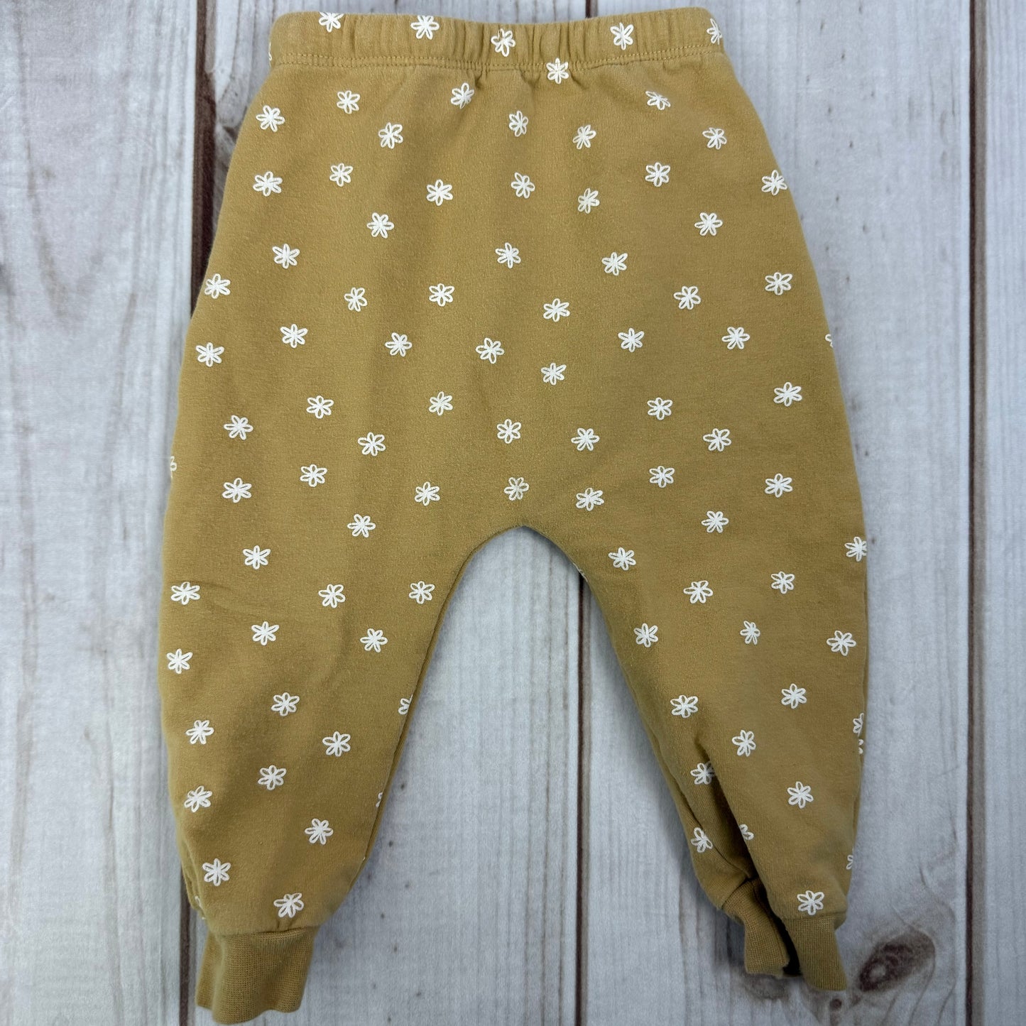 quincy mae ruffle fleece sweatsuit 12-18M