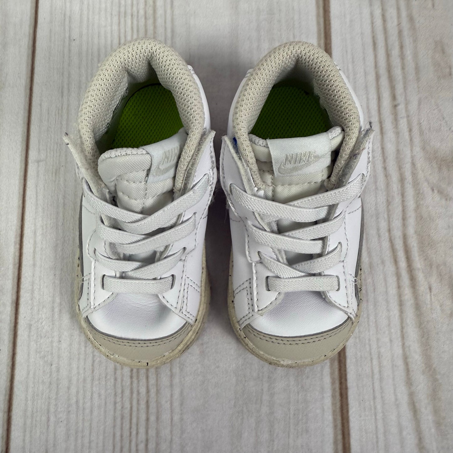 nike toddler blazer mid '77 SE shoes 5C