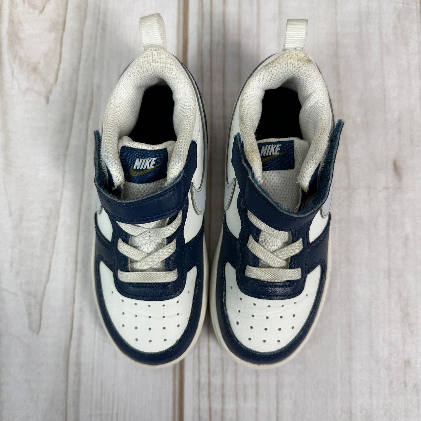 nike court borough low 9C
