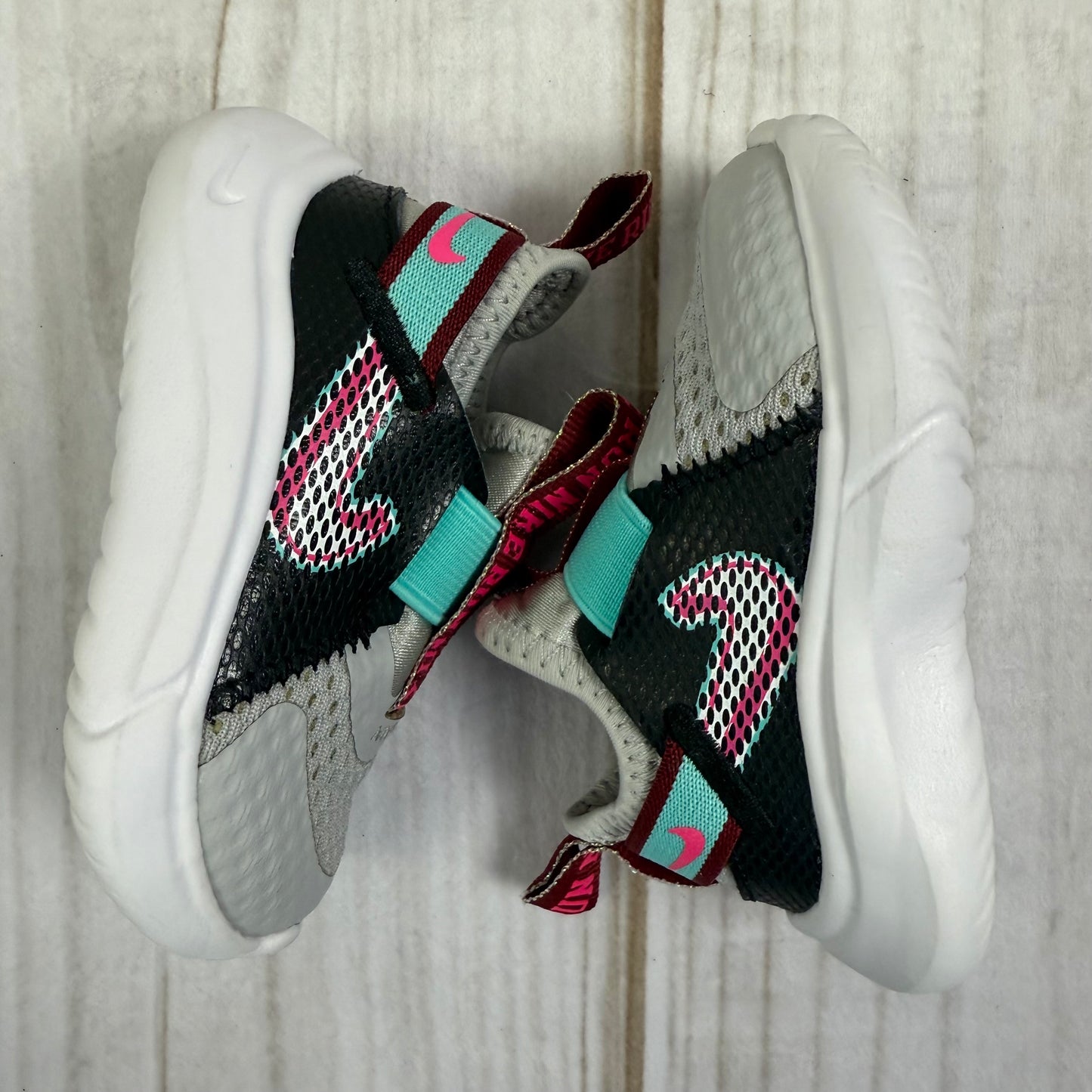 nike flex plus se 4C