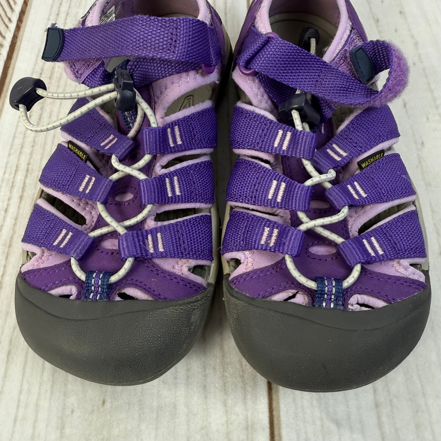 keen newport H2 girls sandals 2Y