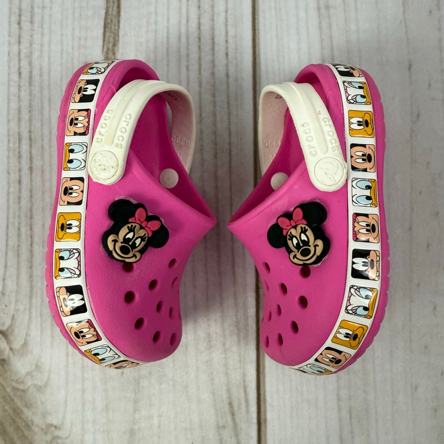 crocs x disney minnie mouse toddler shoes 7C