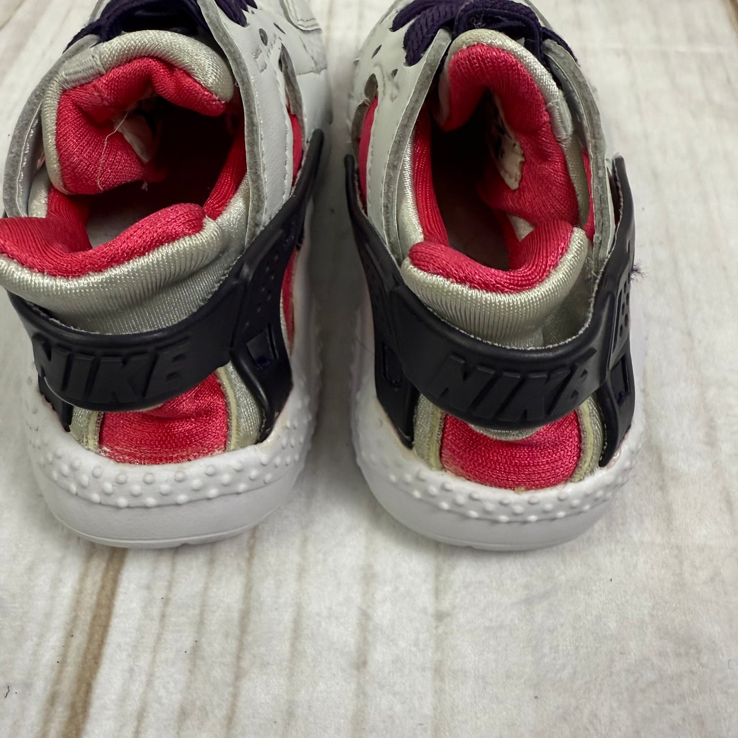 nike huarache run 7C