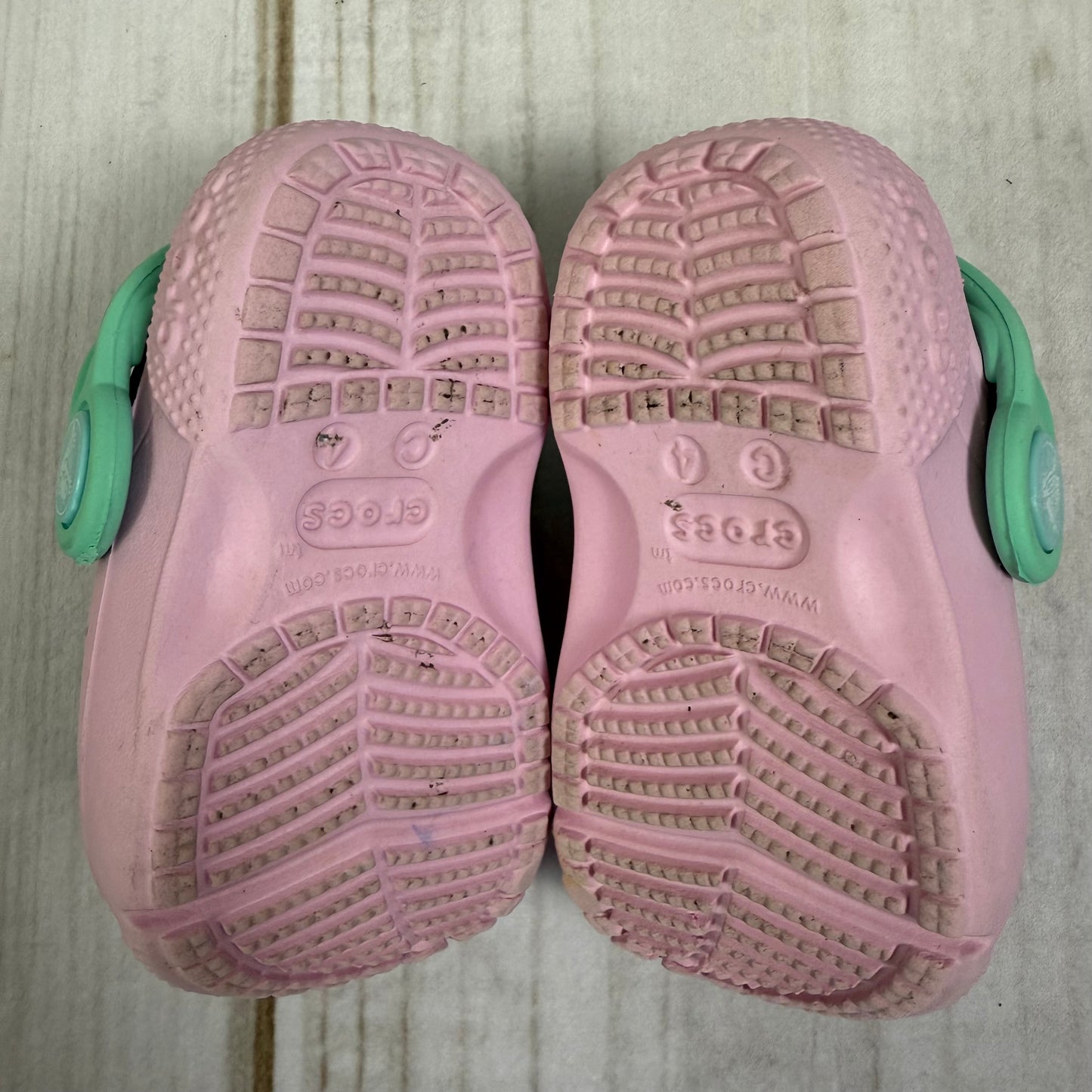 crocs fun lab unicorn clog 4C