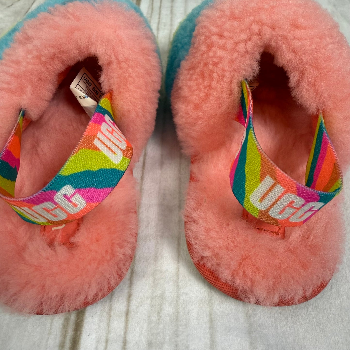 ugg fluff yeah slippers 9C