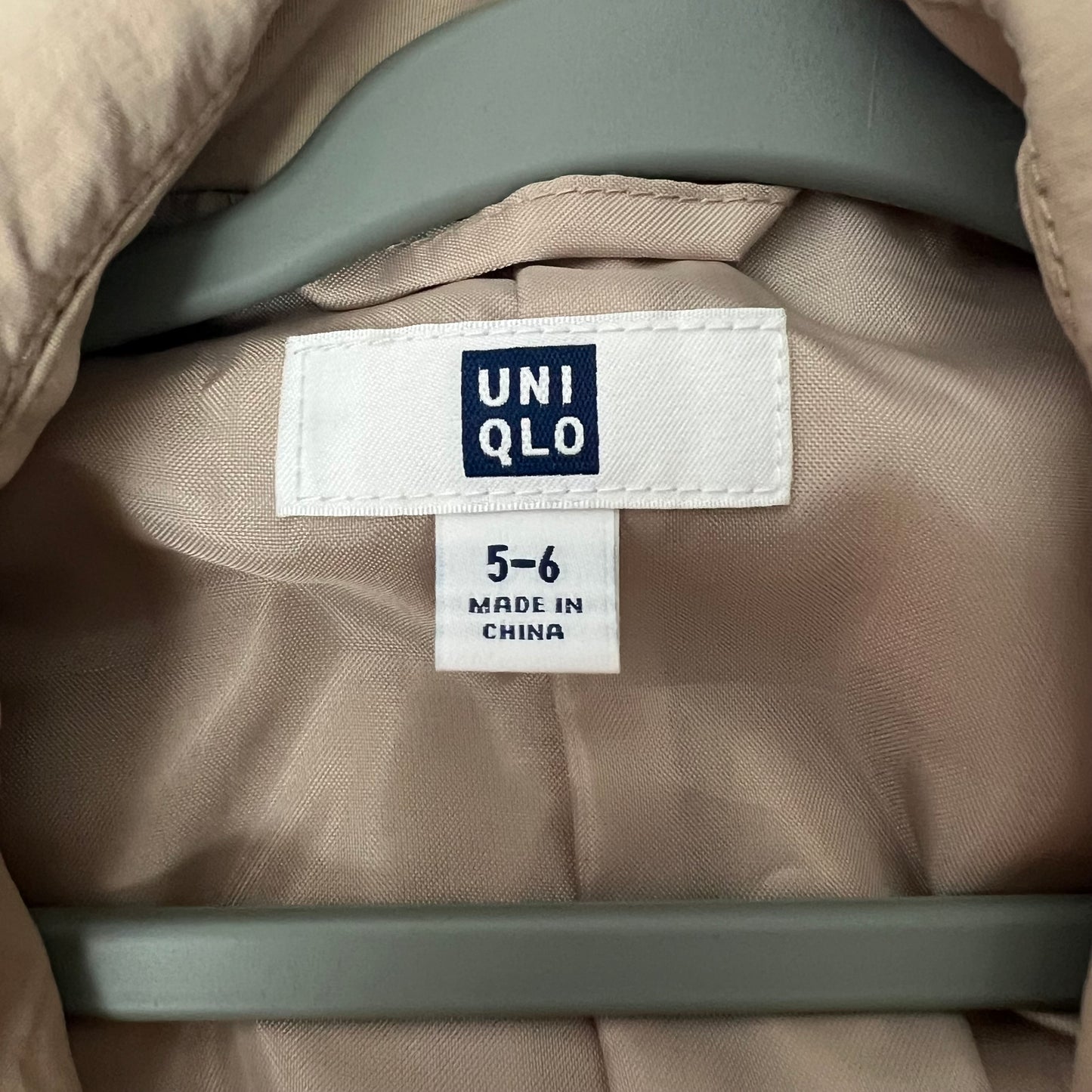 uniqlo kids trench coat 5/6