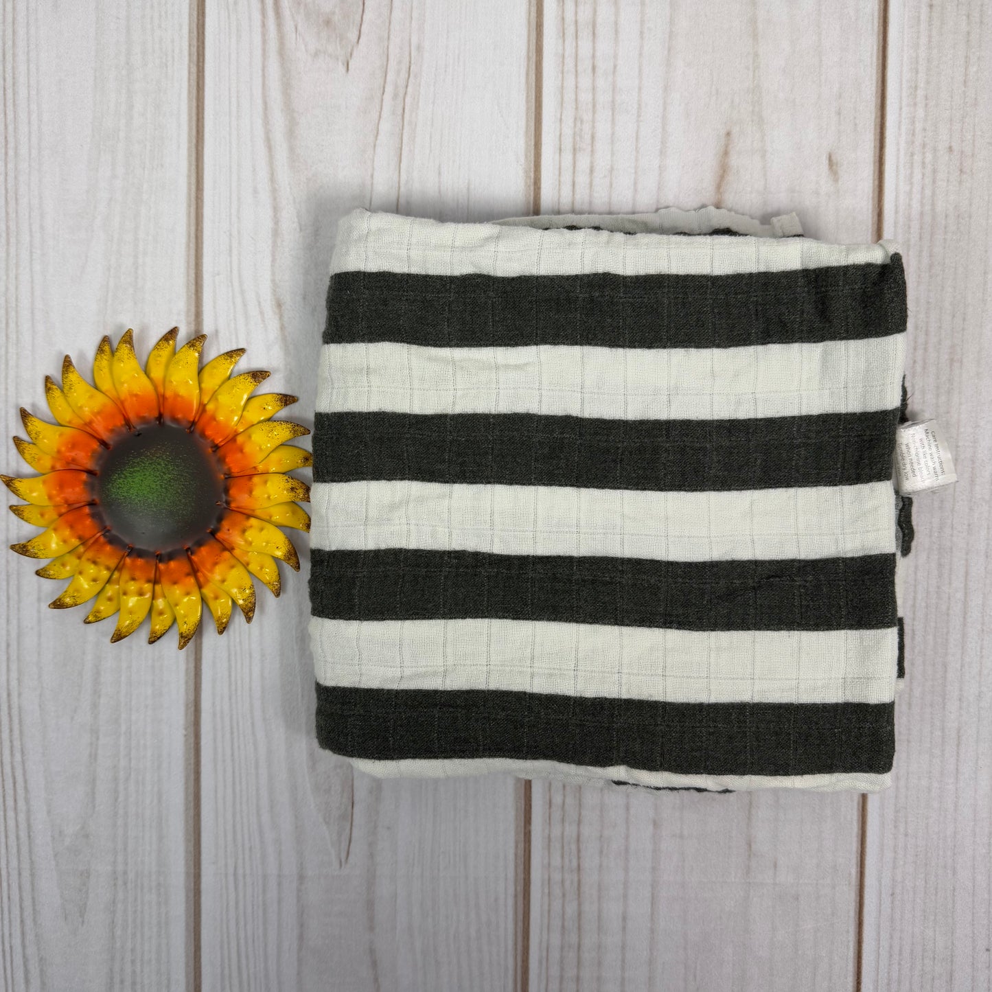 bumblito manhattan swaddle blanket