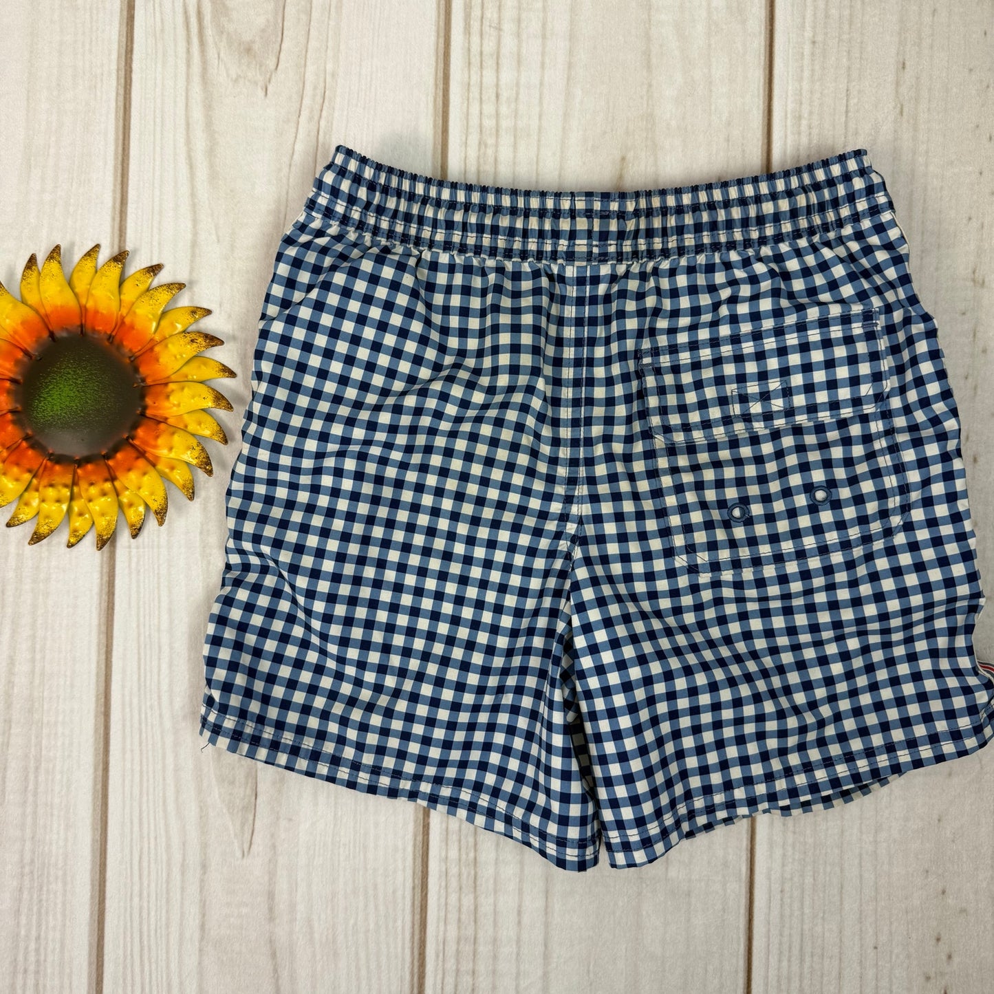 vineyard vines boys swim trunks 7