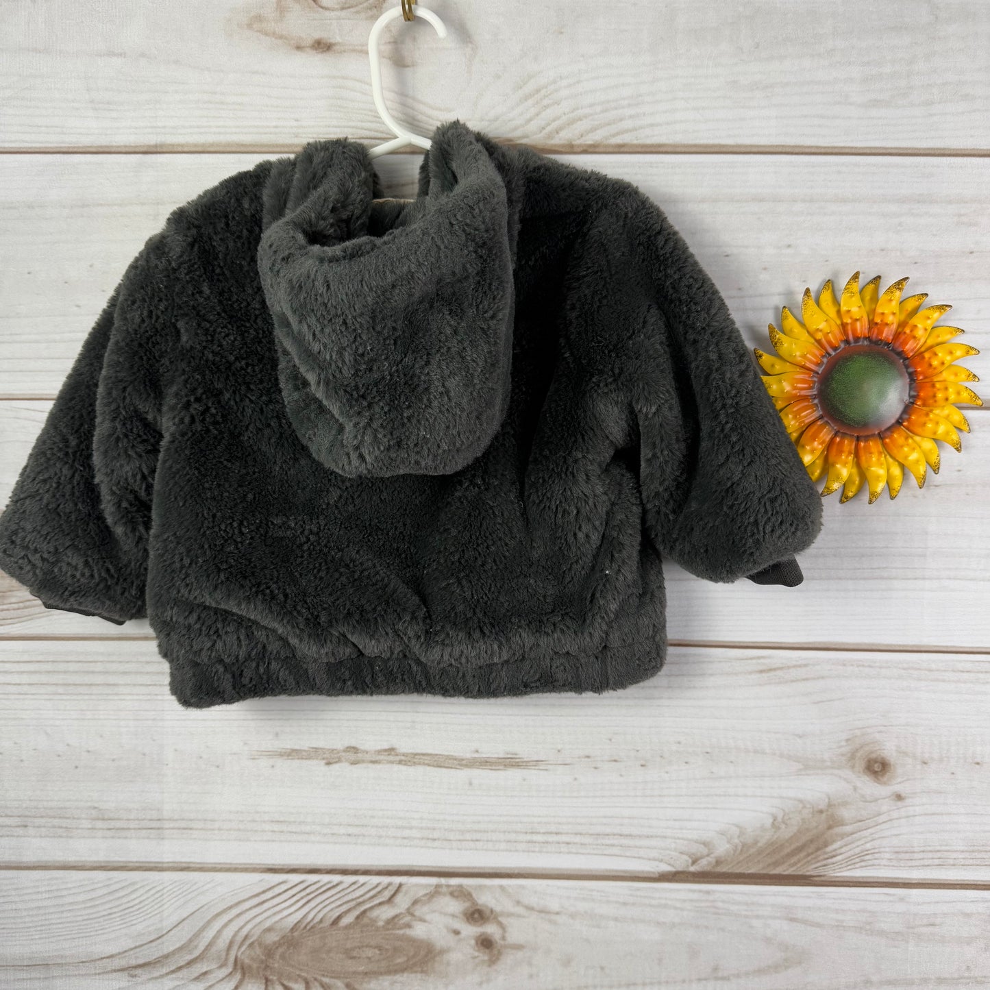 zara faux fur jacket 12-18M