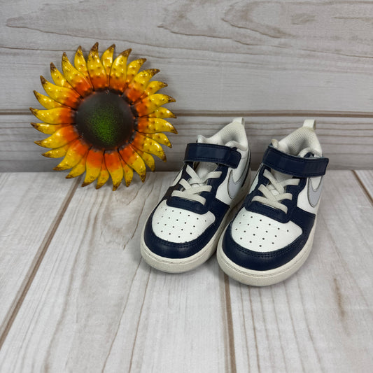 nike court borough low 9C