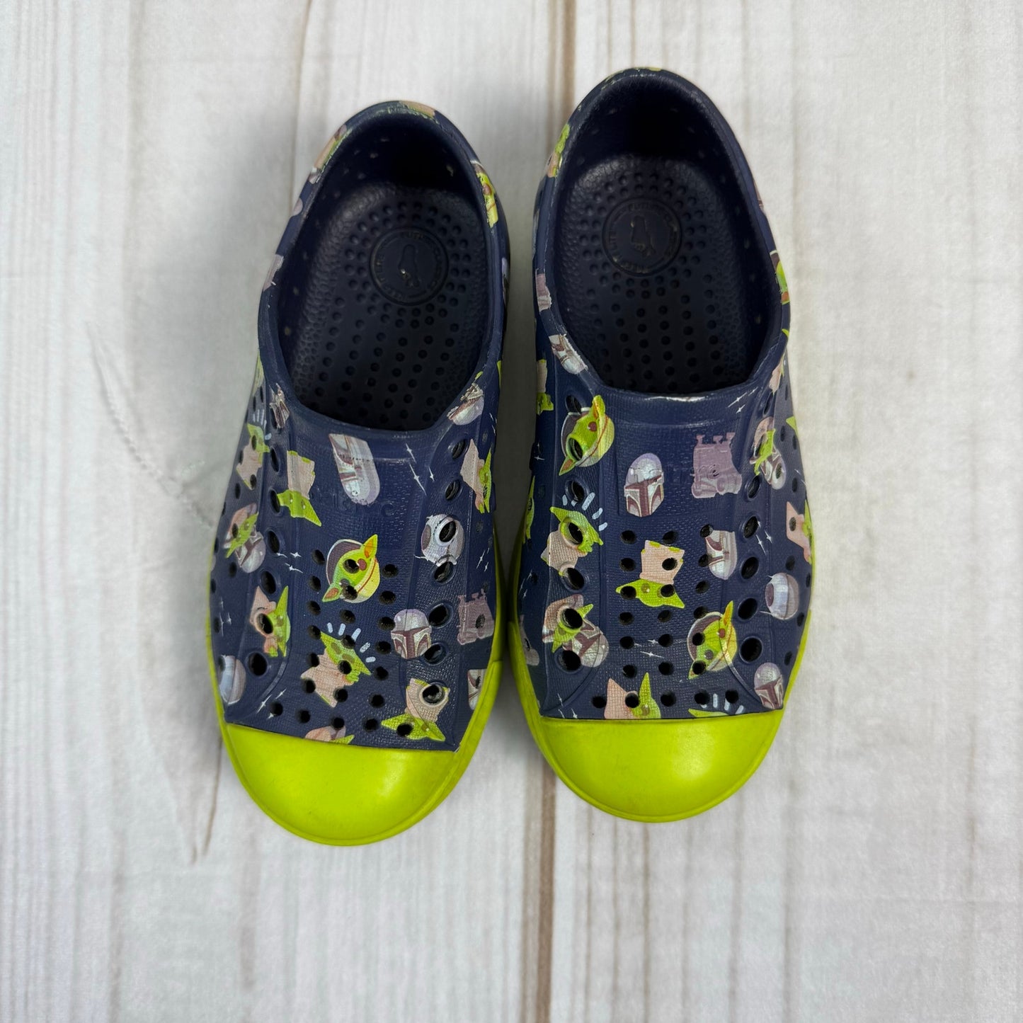 native x star wars the madolorian with grogu toddler jefferson shoes 9C