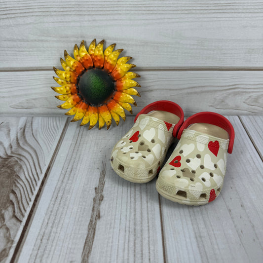 crocs toddler classic heart print sandals 9C