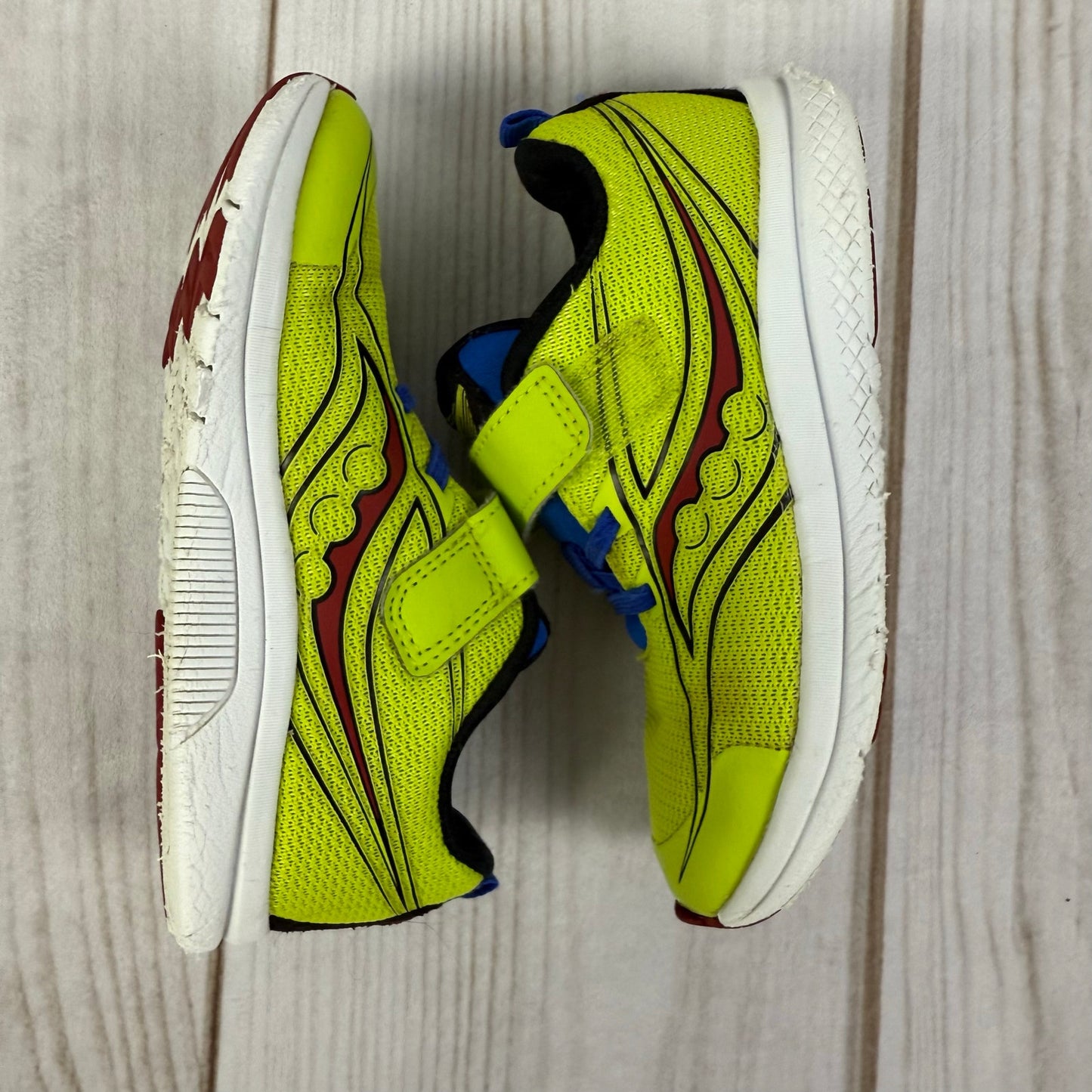 saucony kinvara toddler sneakers 10C