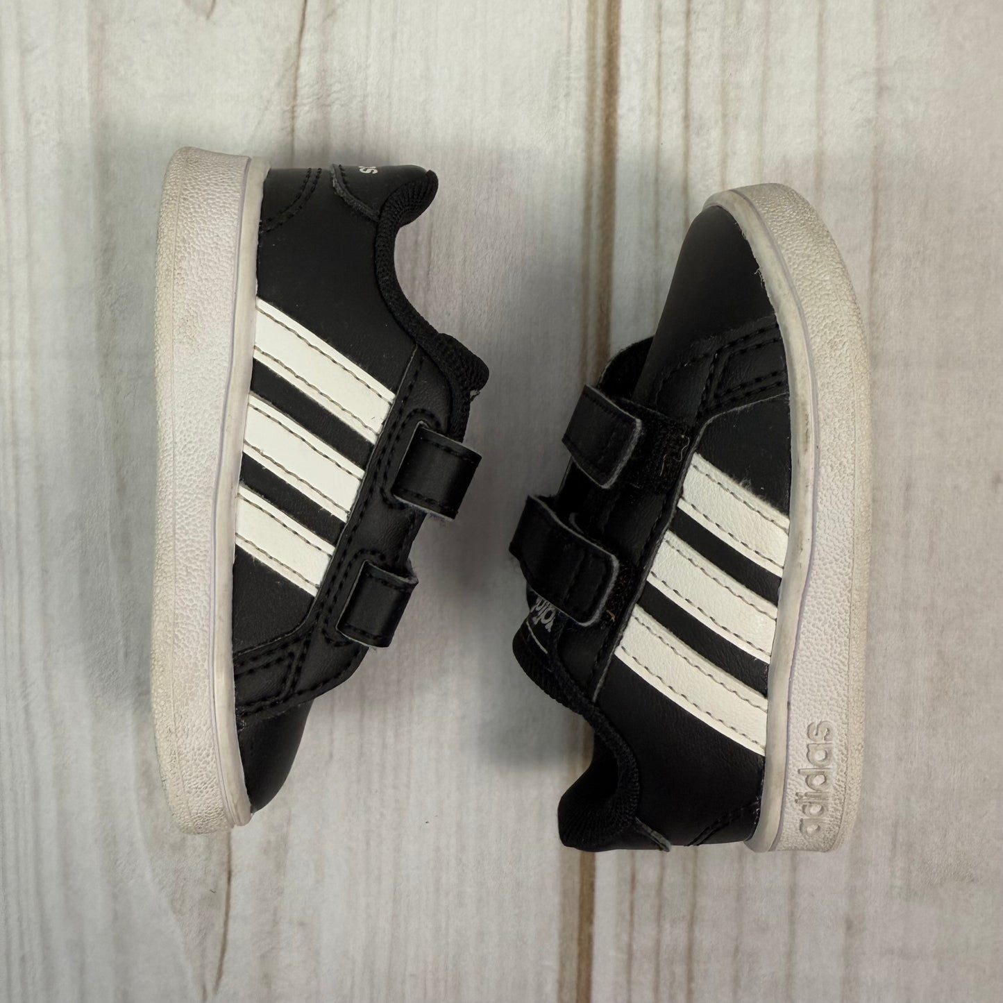adidas grand court size 2.0 4C