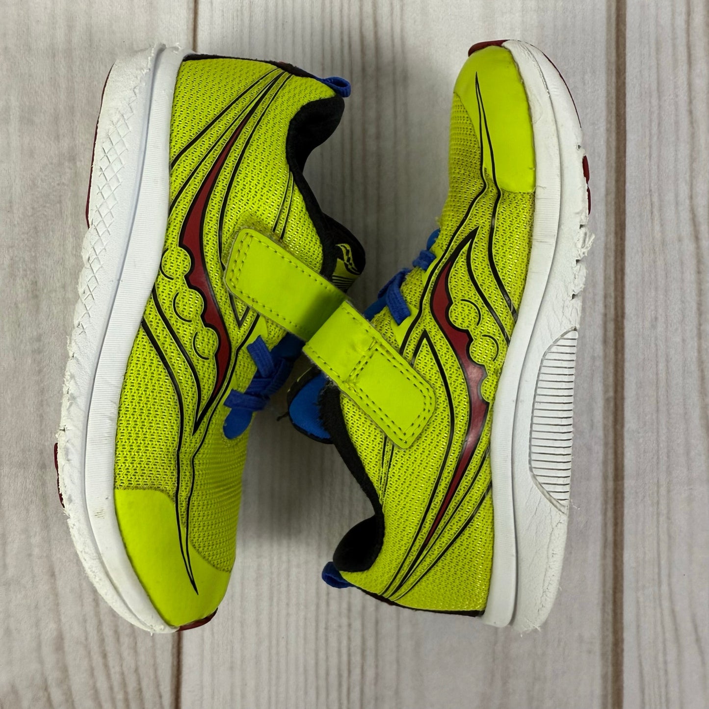 saucony kinvara toddler sneakers 10C