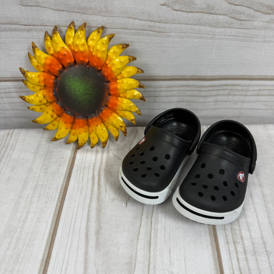 classic crocs 4/5C