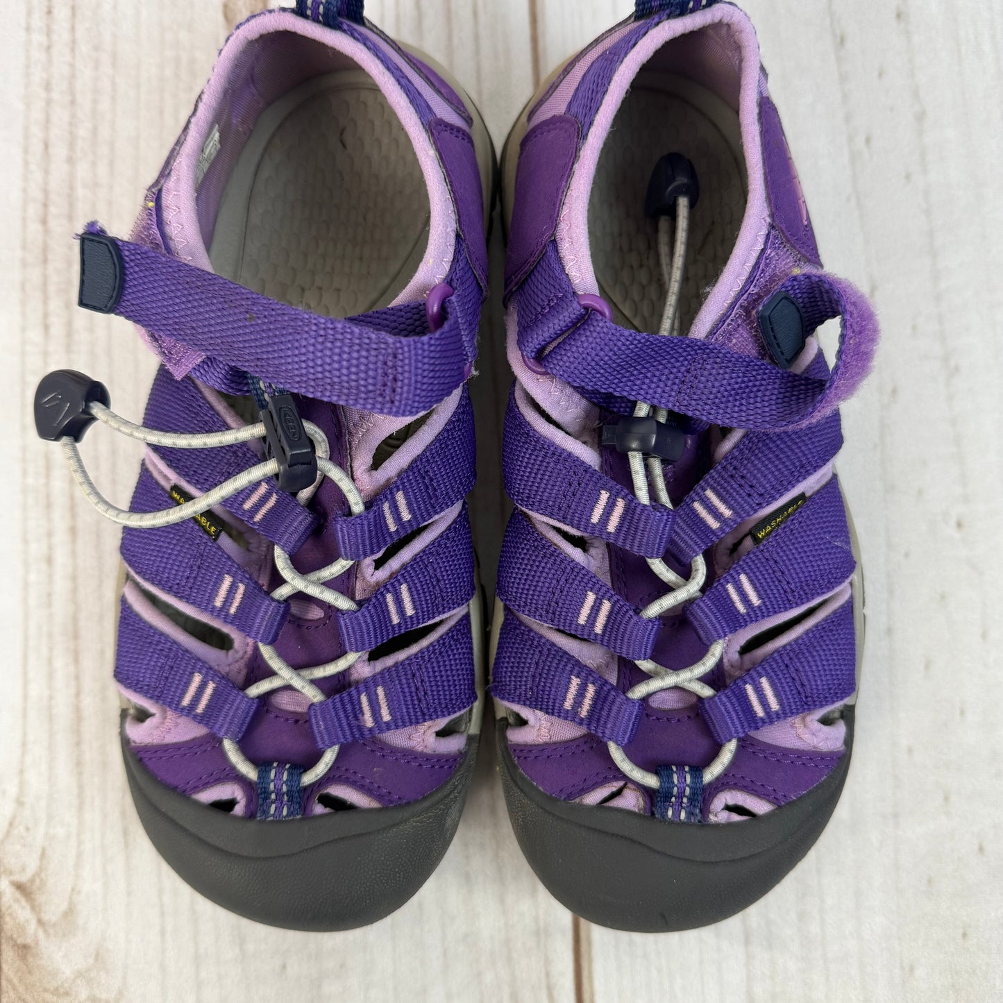 keen newport H2 girls sandals 2Y