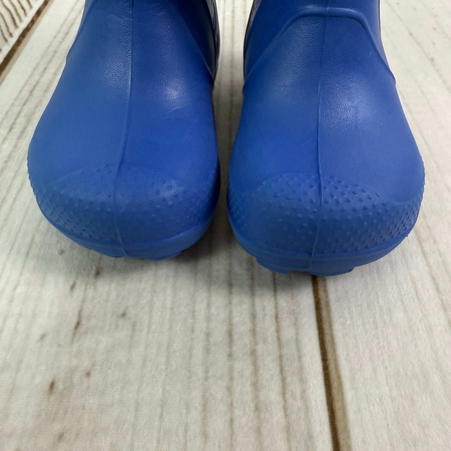 crocs handle it rain boots 6C