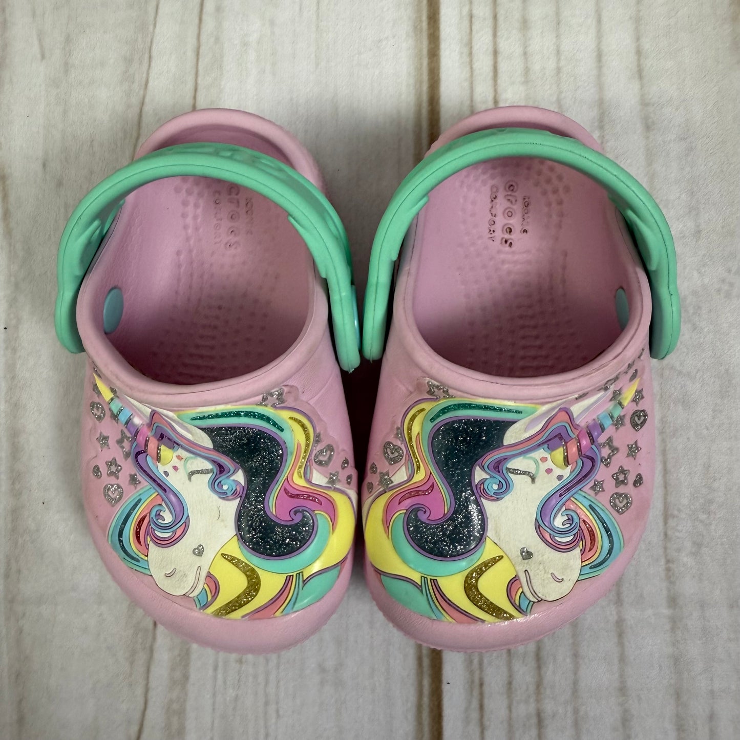 crocs fun lab unicorn clog 4C