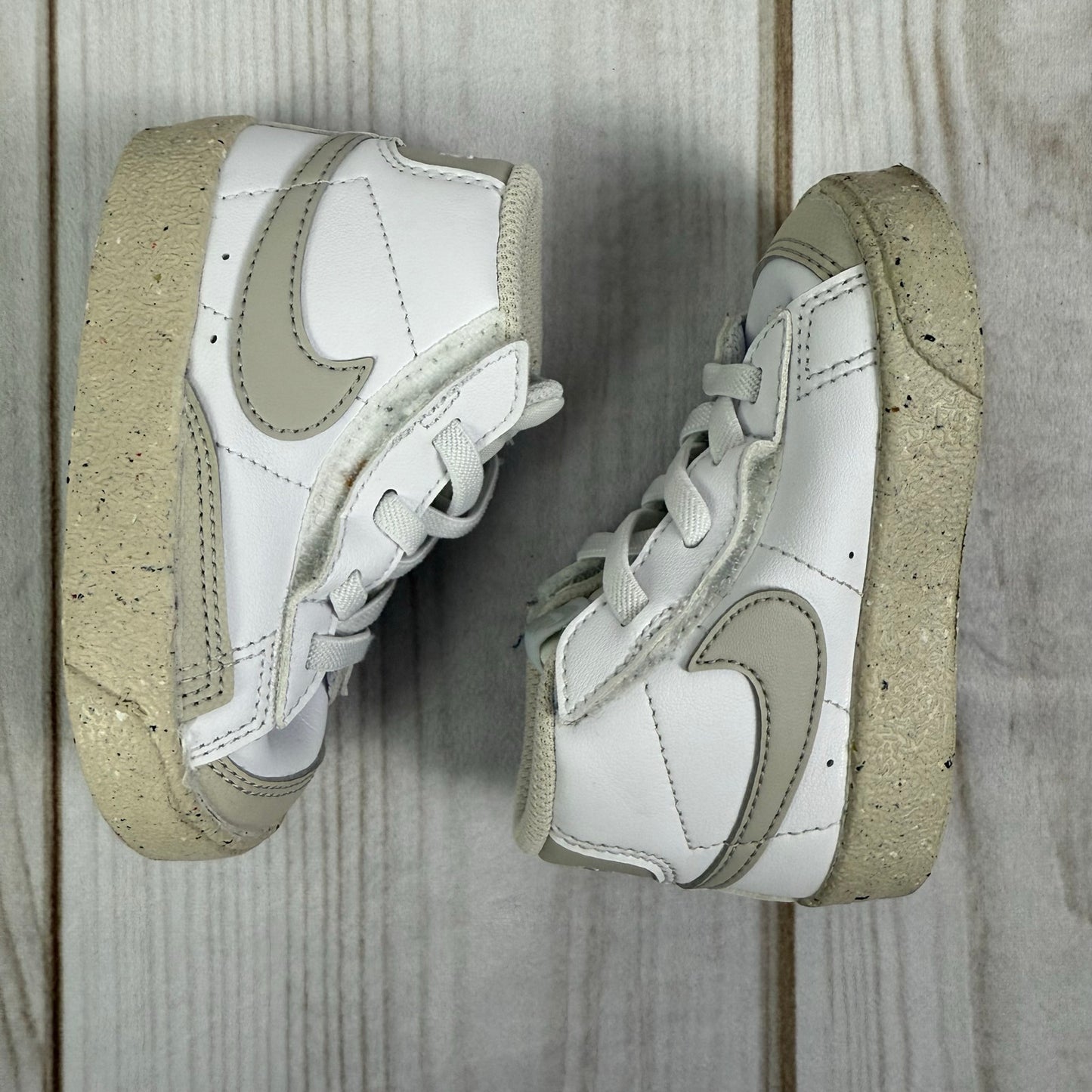 nike toddler blazer mid '77 SE shoes 5C