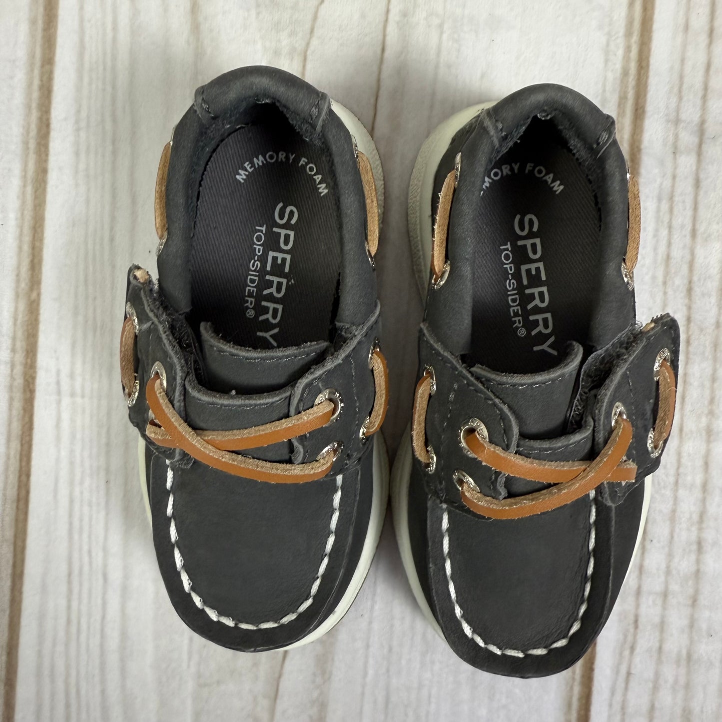 sperry boat shoes 5C