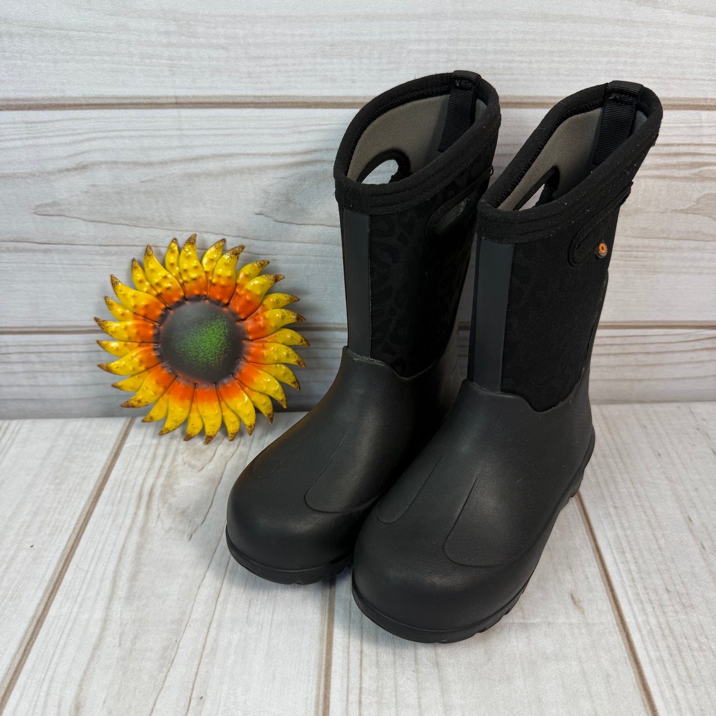 bogs neo classic boots 1Y