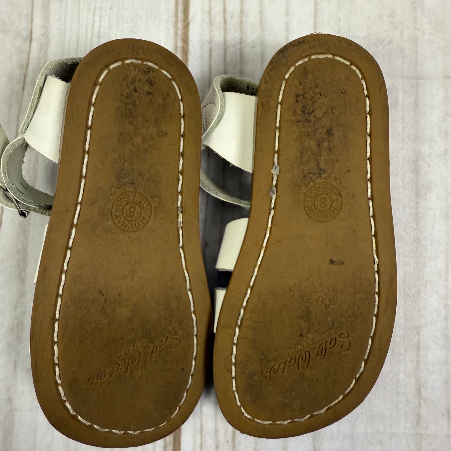 salt water original sandals 8C