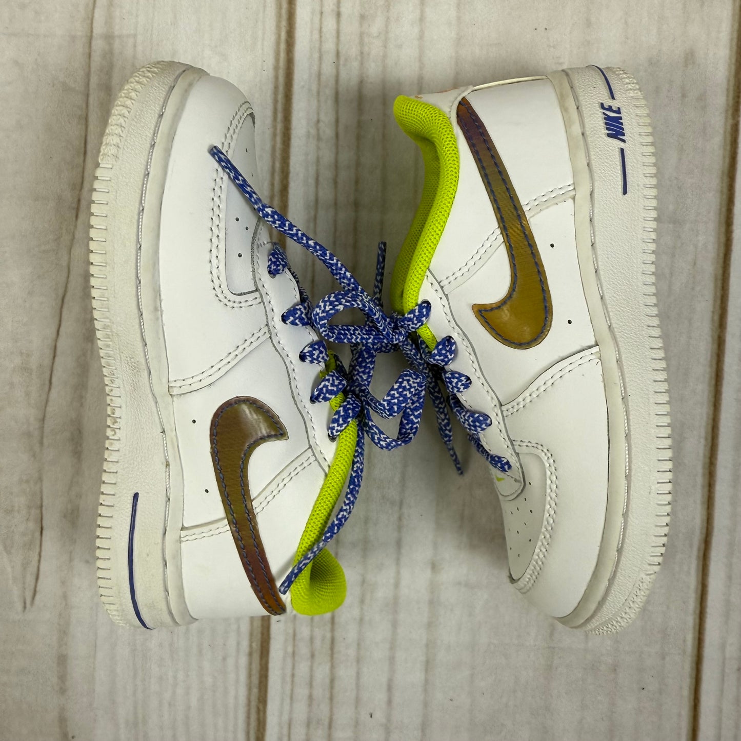 nike air force 1 LV8 9C