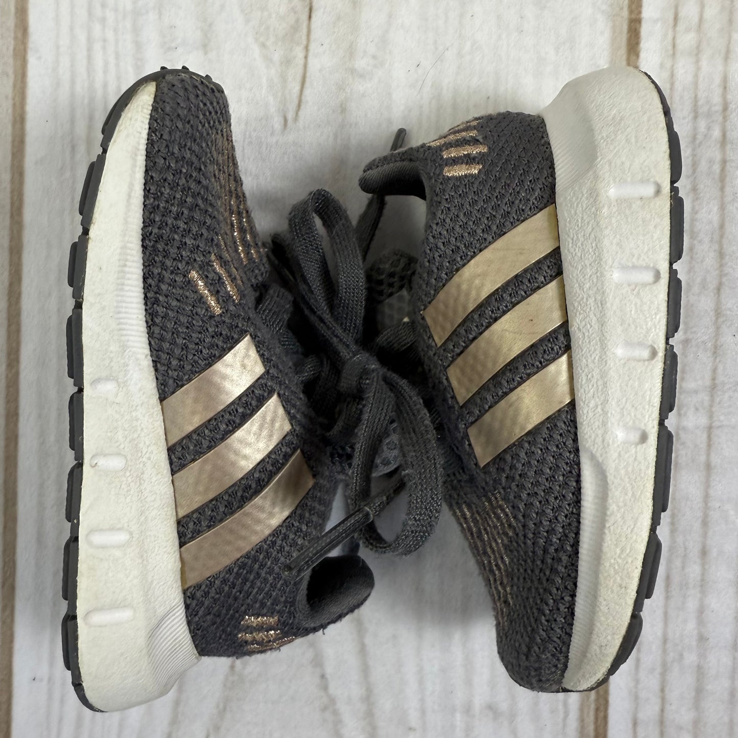 adidas run swift shoes 4C