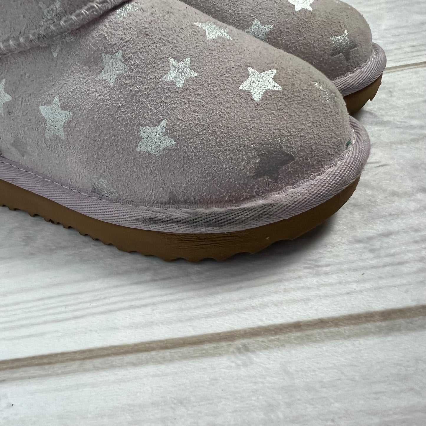 ugg boots lilac stars 8C