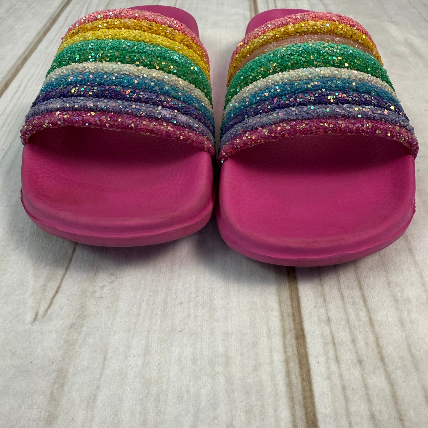 hatley over the rainbow slide sandals 13C