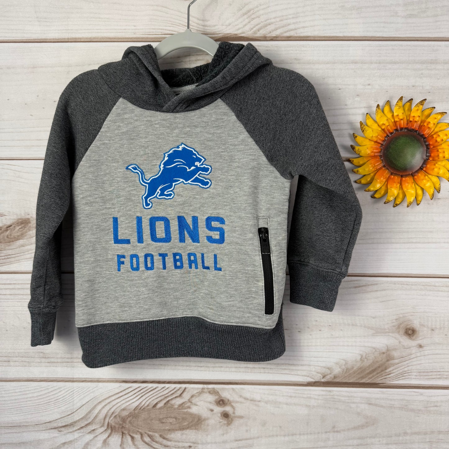 detroit lions hooded sweatshirt 4T