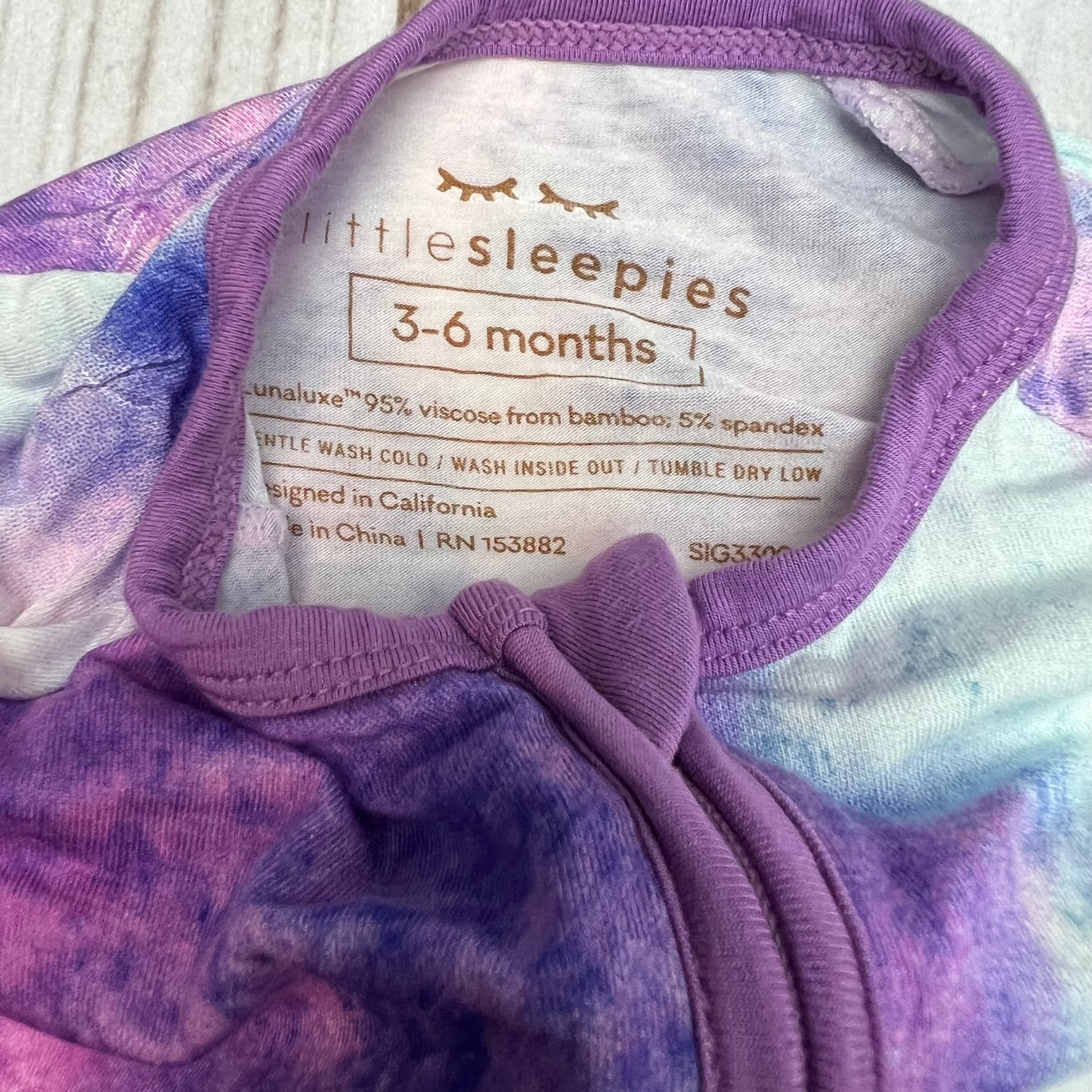 little sleepies convertible zippy 3-6M