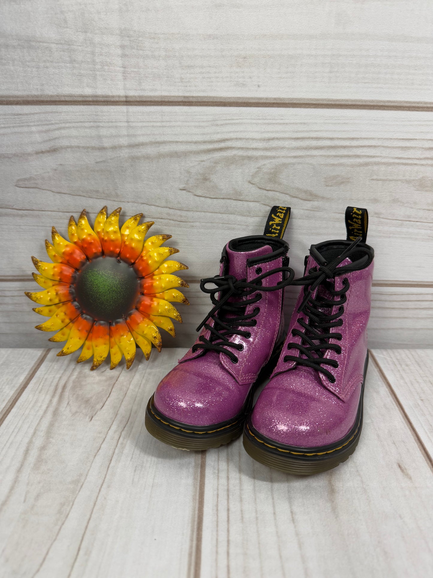 dr. martens 1460 glitter ankle boot 10C