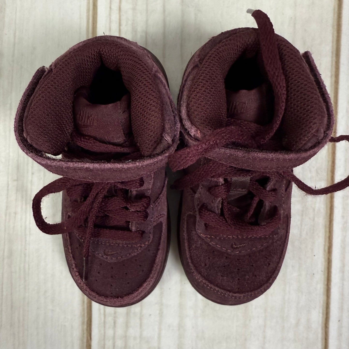 nike air force 1 mid LV8 burgundy suede 8C