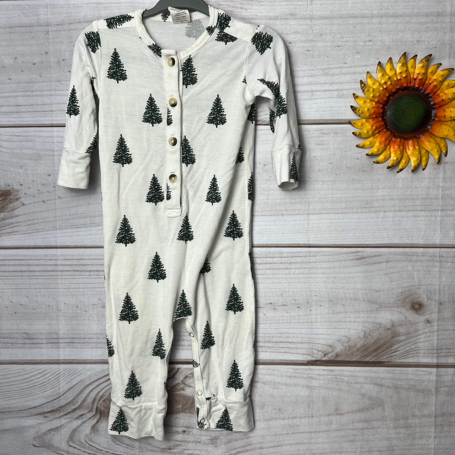 kate quinn bamboo pine tree romper 6-12M