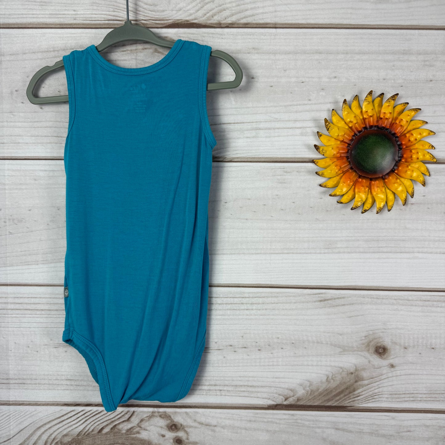 kyte baby sleeveless bodysuit 18-24M