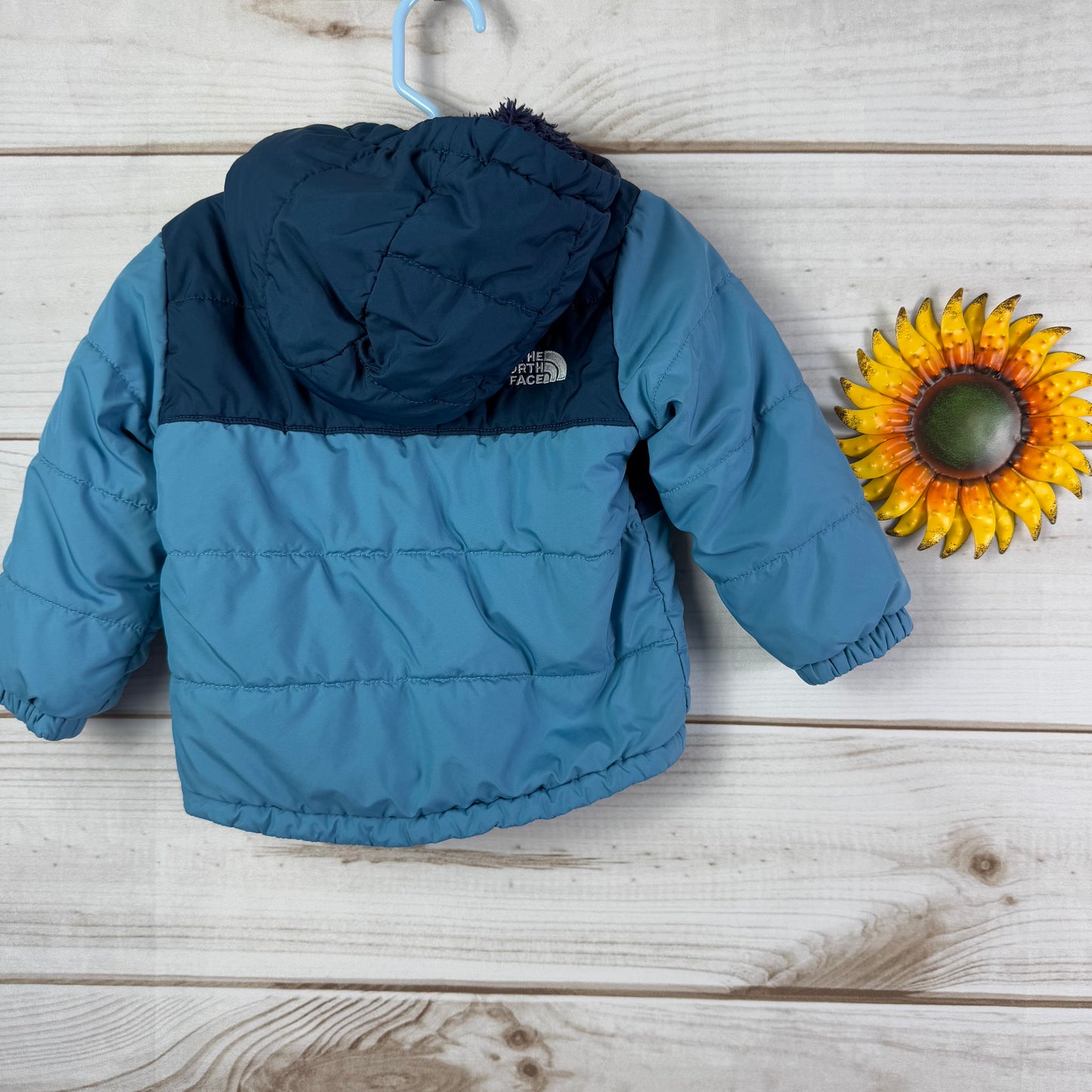 north face mt. chimbo jacket 12-18M