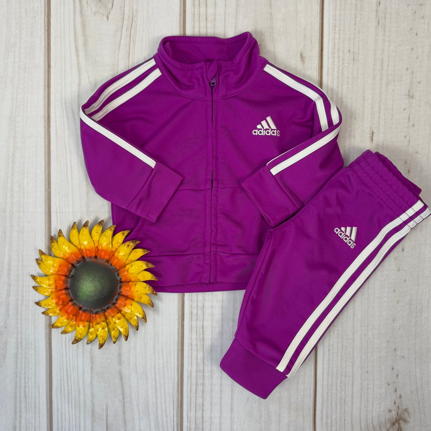 adidas track suit 3M