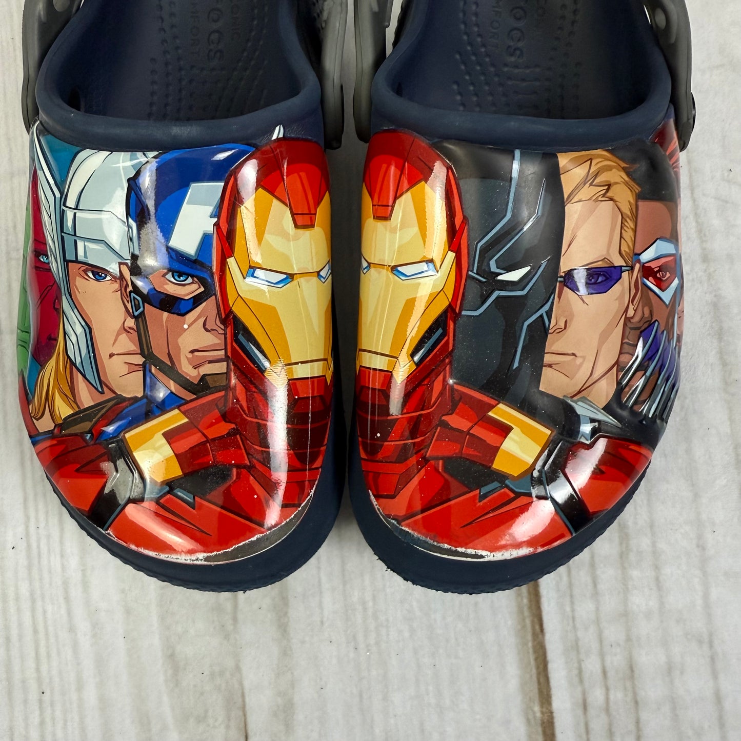 crocs clog avengers 12C