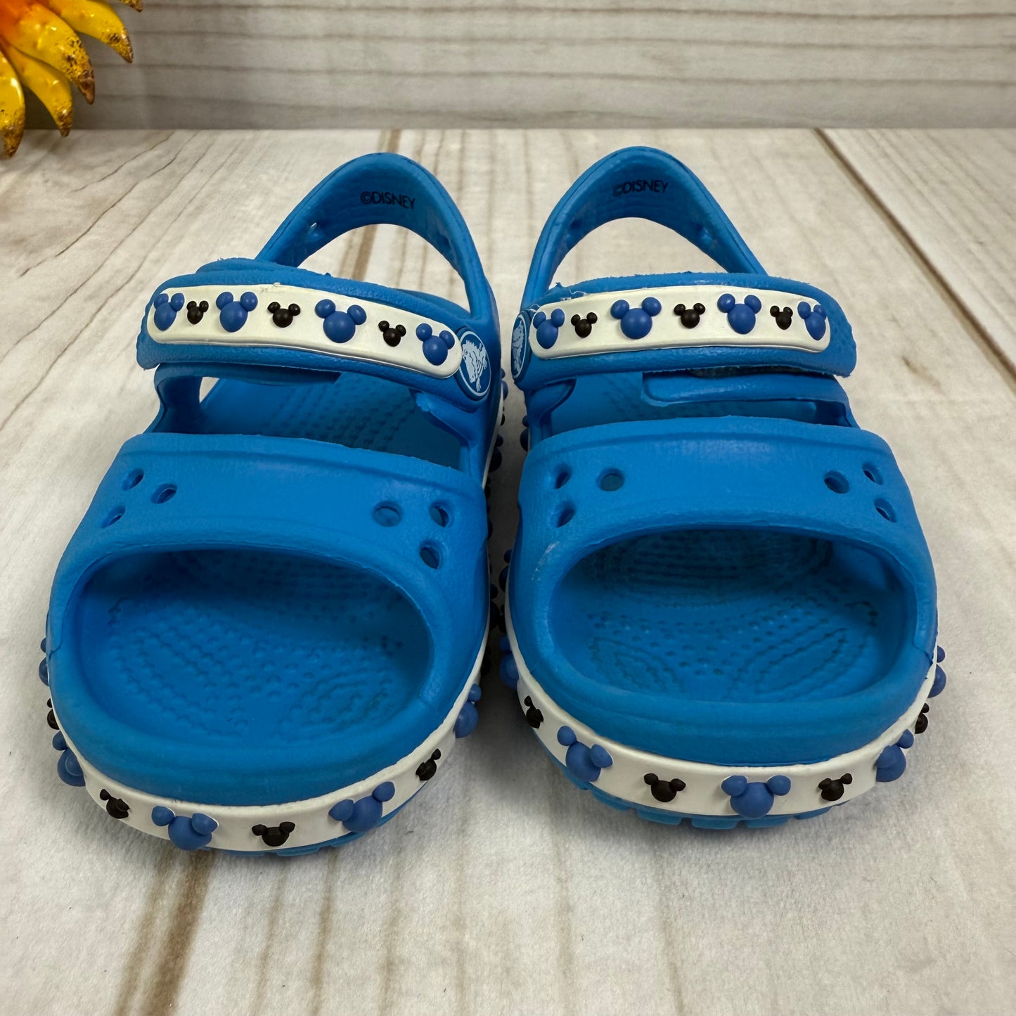 crocs x mickey bayaband sandals 4C