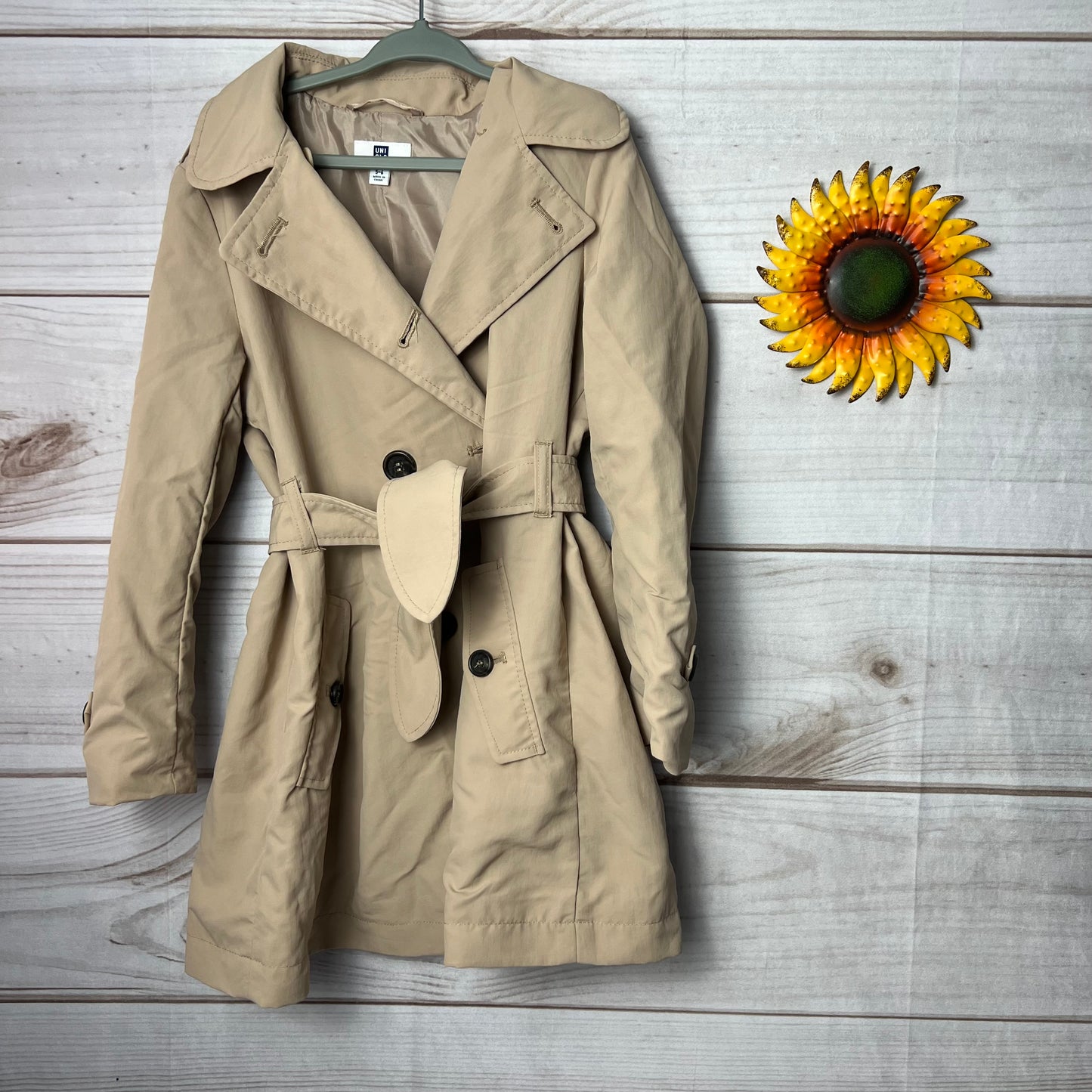 uniqlo kids trench coat 5/6