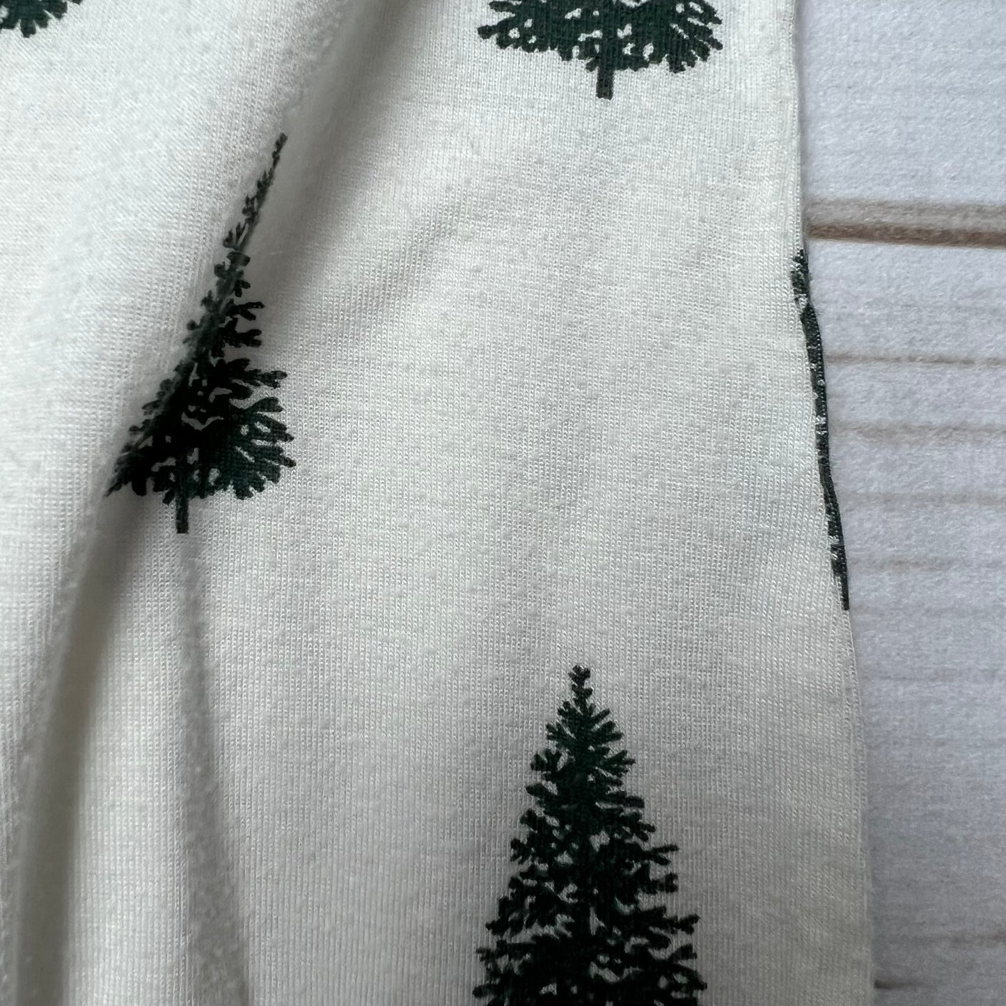 kate quinn bamboo pine tree romper 6-12M