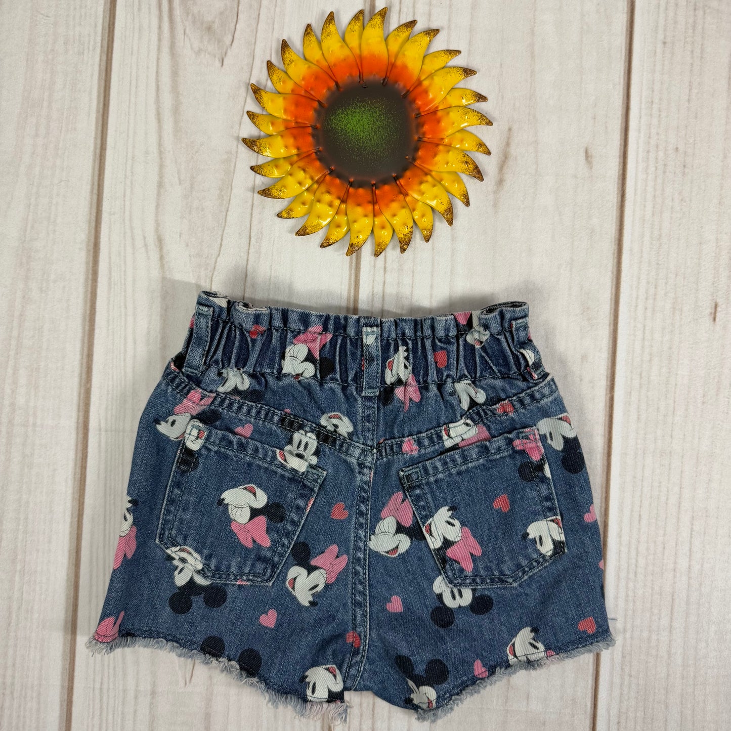 baby gap x disney just like mom shorts 4T