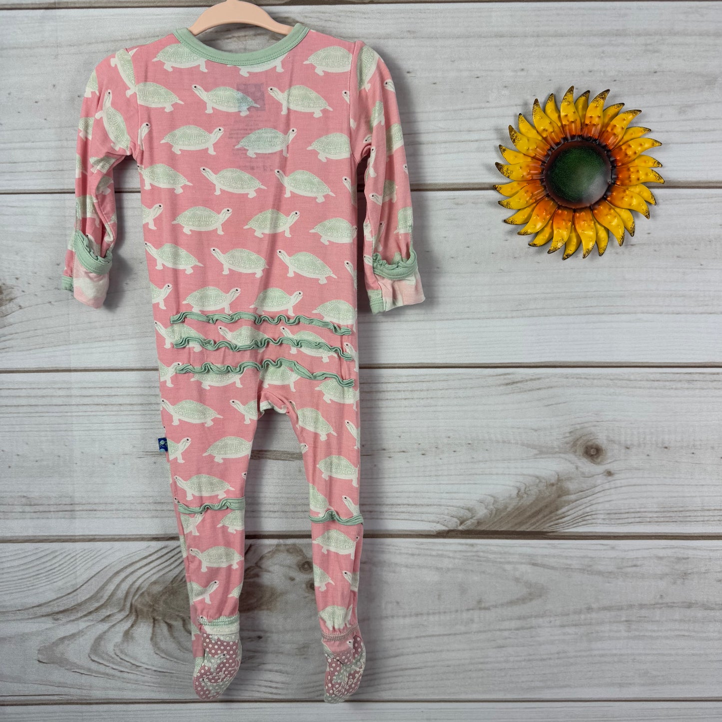 kickee pants ruffle footed sleeper 6-9M