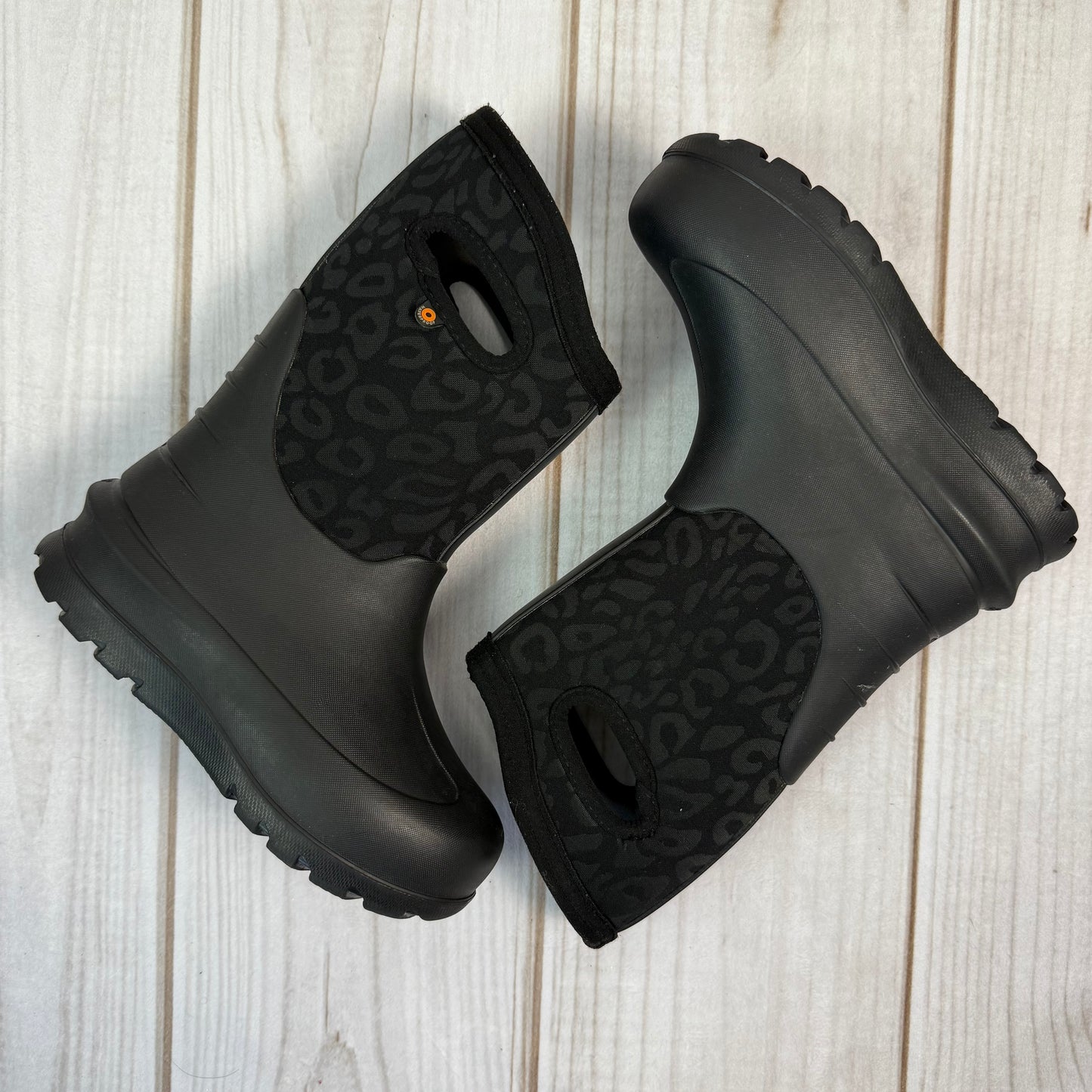 bogs neo classic boots 1Y