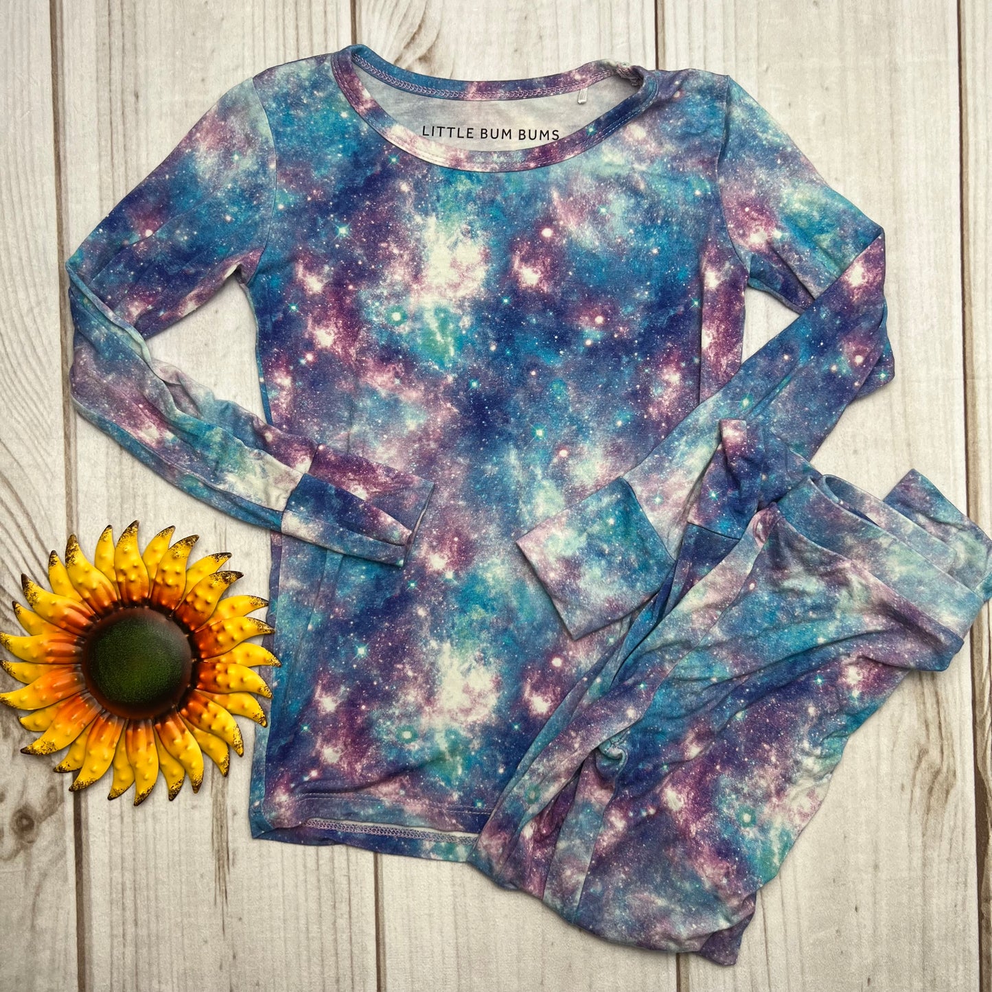 bums and roses out of this world two piece pajamas 5/6